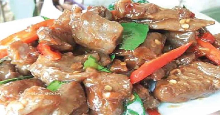 แจก 2 สูตร หมูสามชั้นทอดกะปิ และ หมูผัดกะปิ ขั้นตอนง่ายๆ รับรองติดใจ